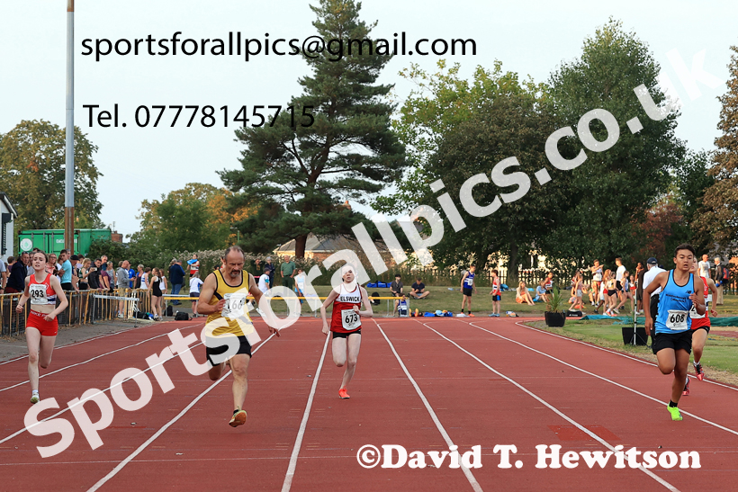 200 metres, 2025 NEGP No 6 Monkton, Wednesday, August 13th.  Photo: David T. Hewitson/Sports for All Pics